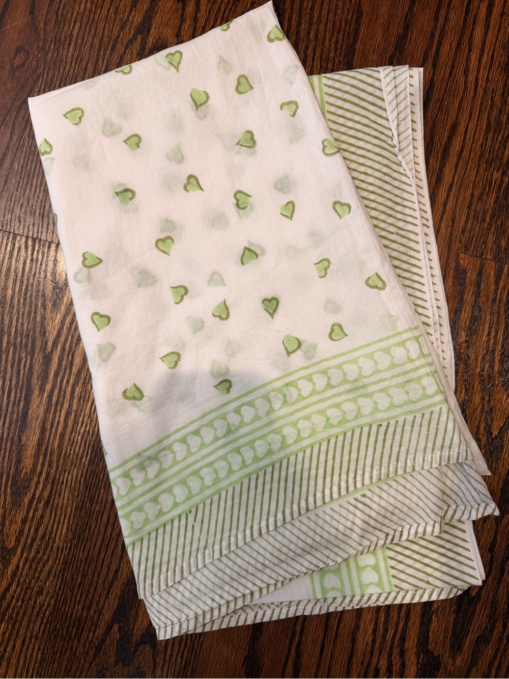 Julia Amory Green Hearts Pareo